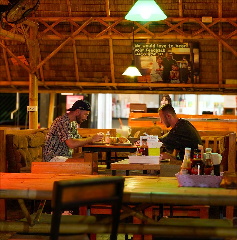 Guests dining at Ali's BBQ